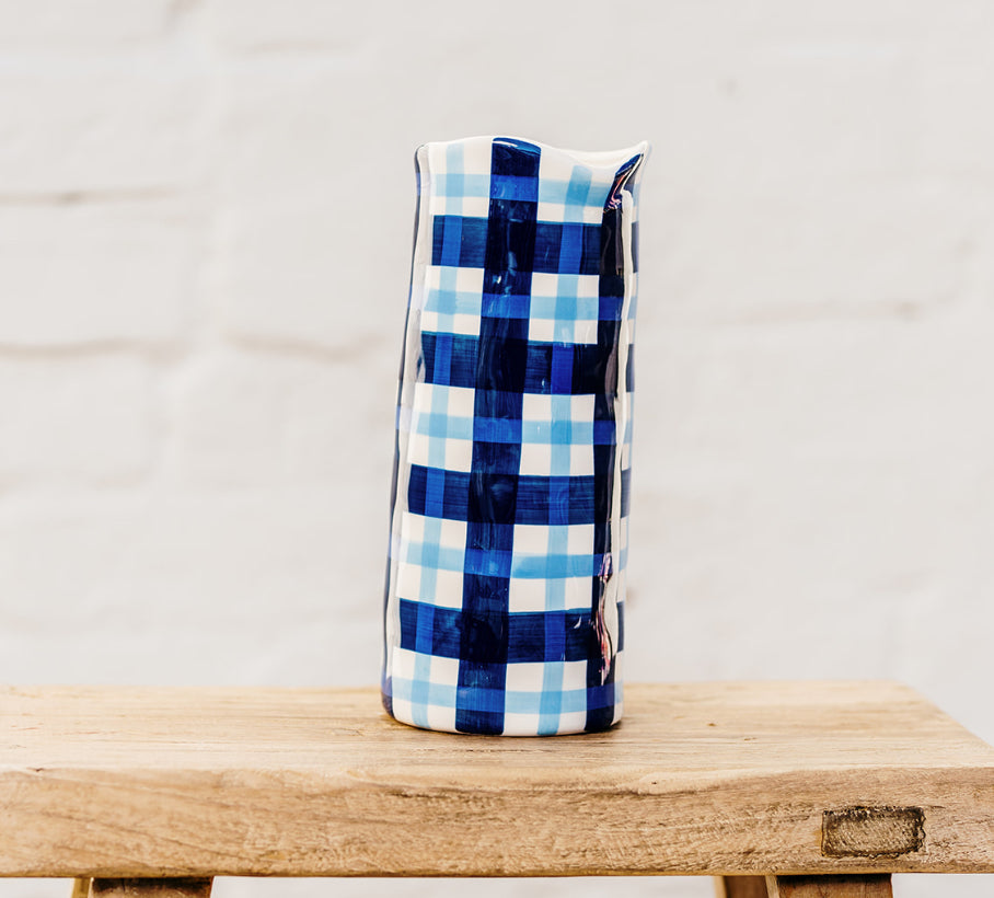 Medium Vases